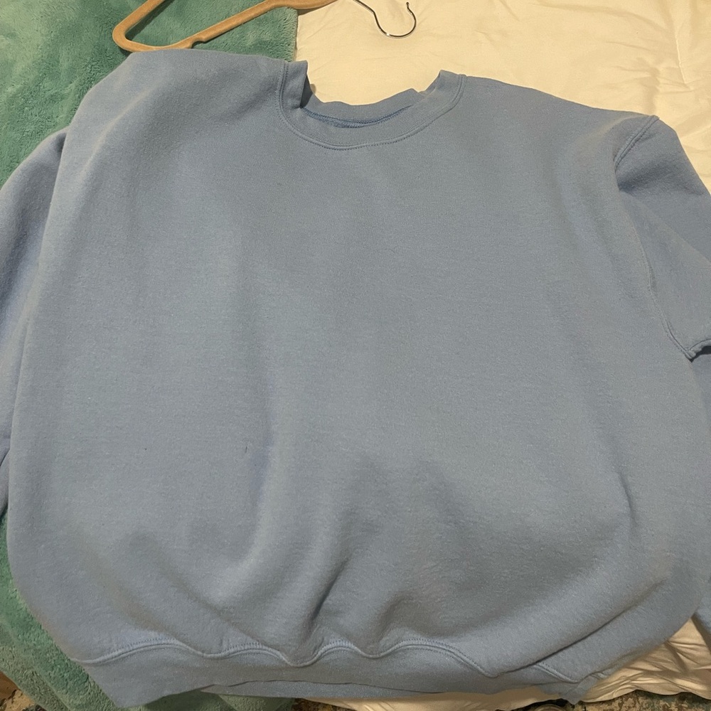 Gildan Crewneck